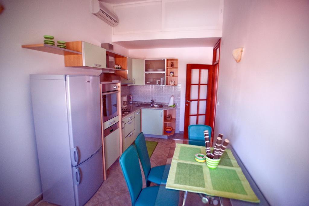 Apartments Marinic Primosten Room photo