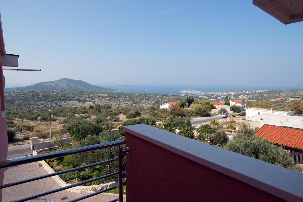 Apartments Marinic Primosten Room photo