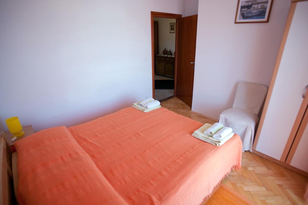 Apartments Marinic Primosten Room photo