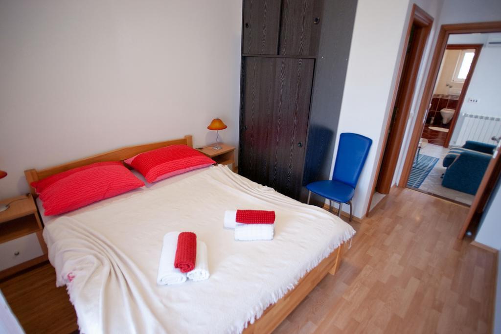 Apartments Marinic Primosten Room photo