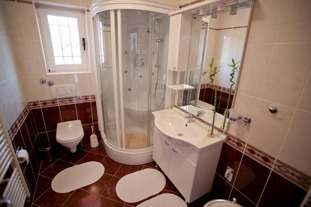 Apartments Marinic Primosten Room photo