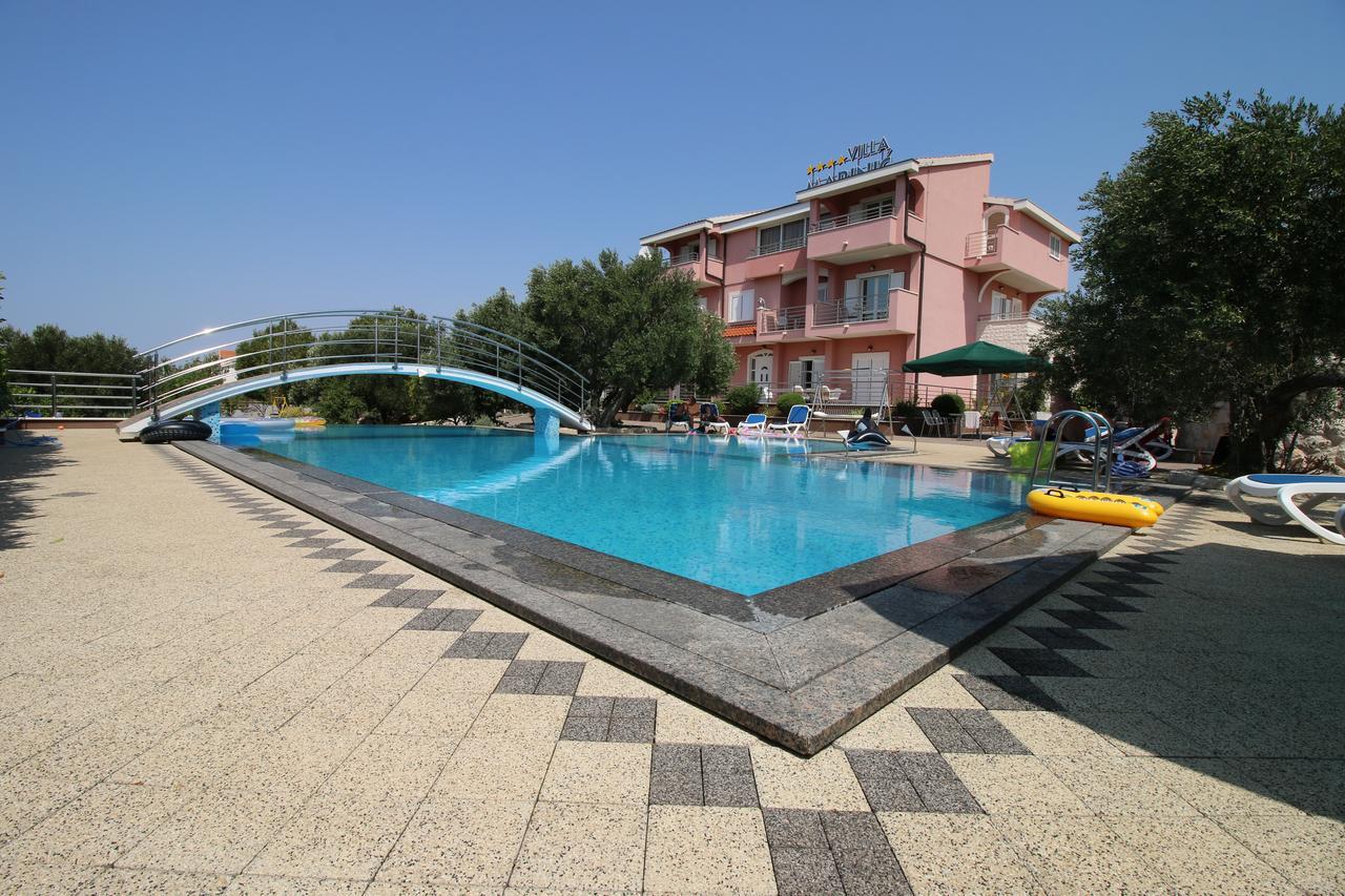 Apartments Marinic Primosten Exterior photo